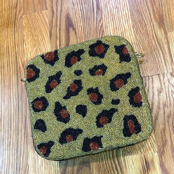 Vintage Cheetah Leopard Wildcat Glass Beaded Purse Square removable beaded bag - Picture 1 of 12